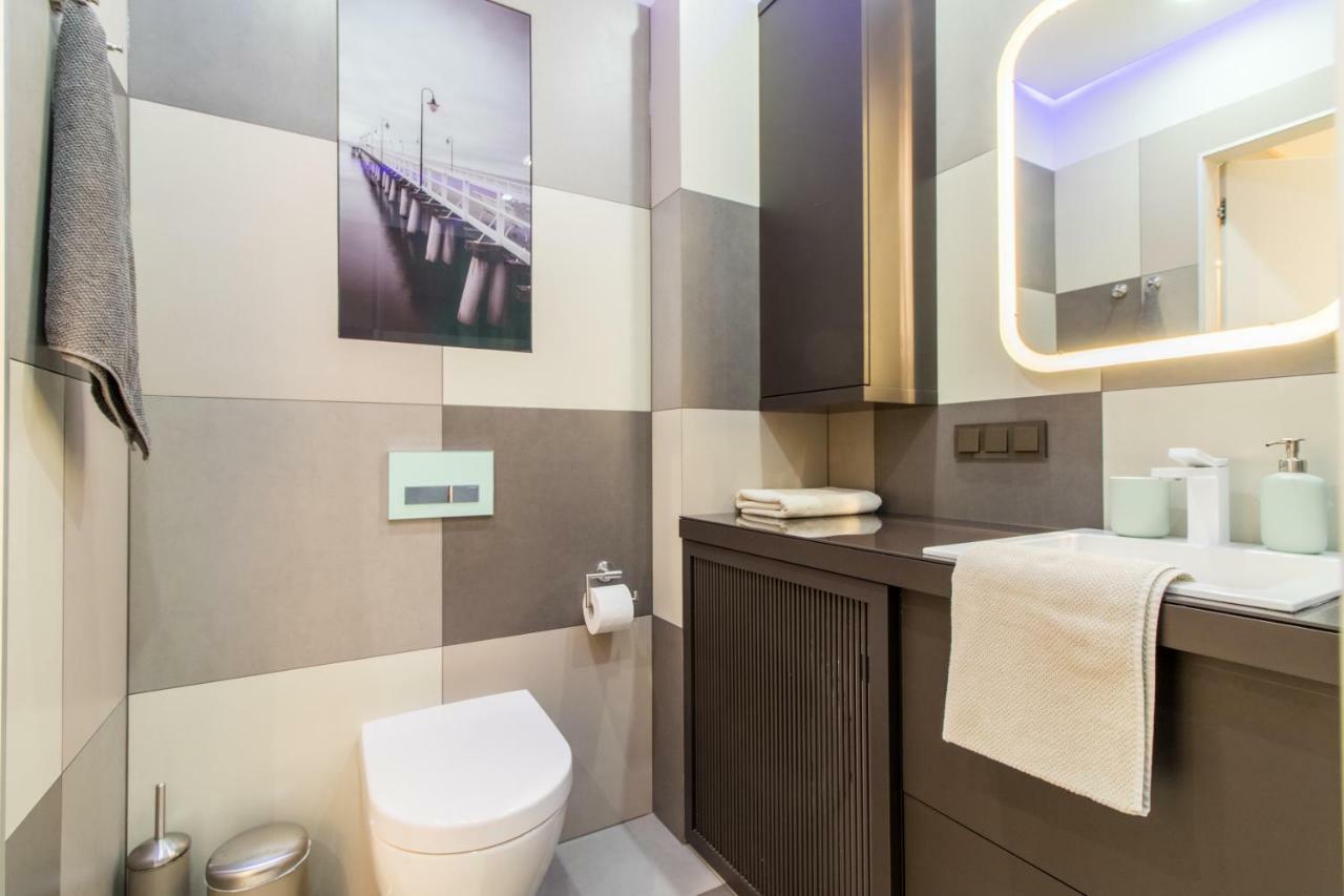 Nadmorski Dwor Wood Apartment Gdansk Ngoại thất bức ảnh