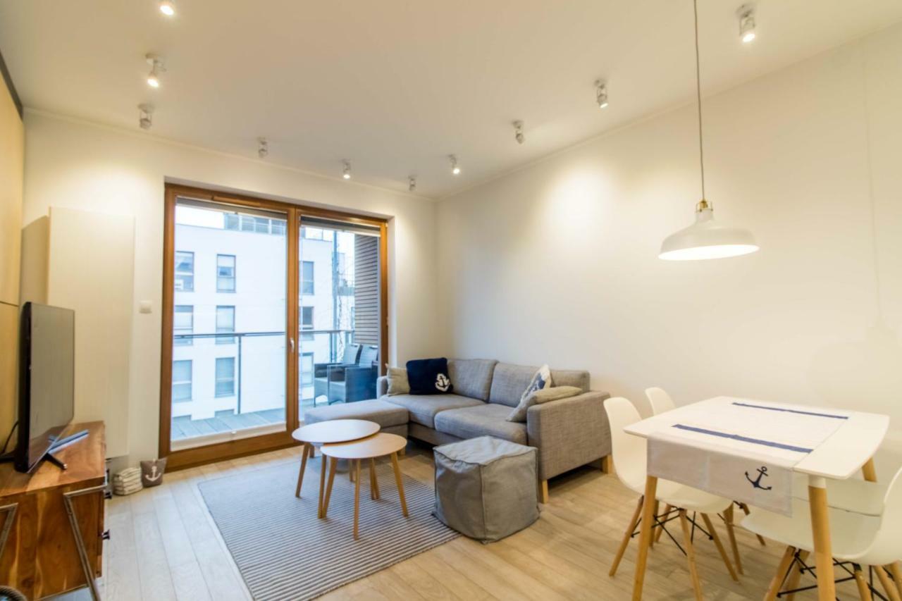 Nadmorski Dwor Wood Apartment Gdansk Ngoại thất bức ảnh